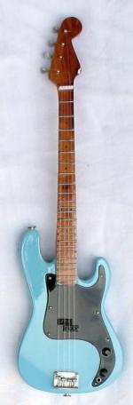Basse Fender Mark Hoppus